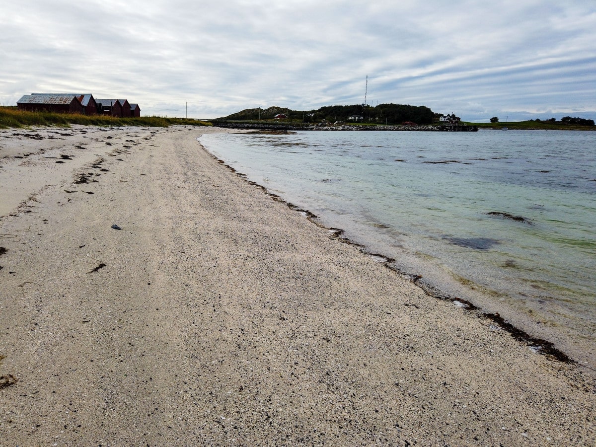 Bilde av stranda på Holkestad.